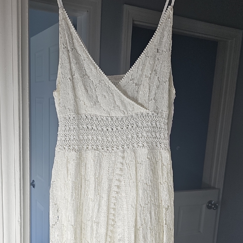 Cream Spaghetti Strap Sleeveless Wedding Dress